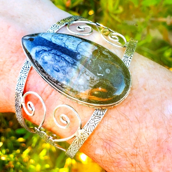 New Fossilized Orthoceras 925 Silver Cuff Bracelet. - Picture 2 of 16